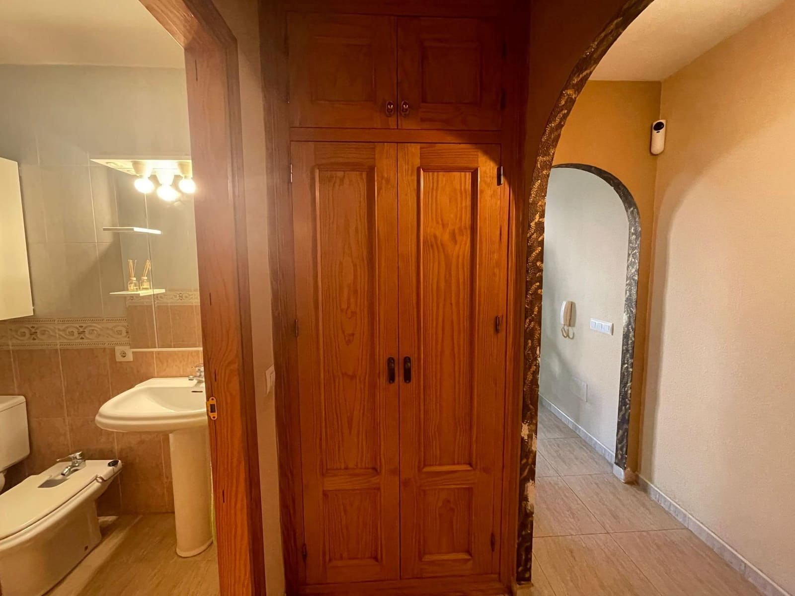 1 bedroom Beach Apartment for sale in Roquetas de Mar with garage - € 76,500 (Ref: 9586643)