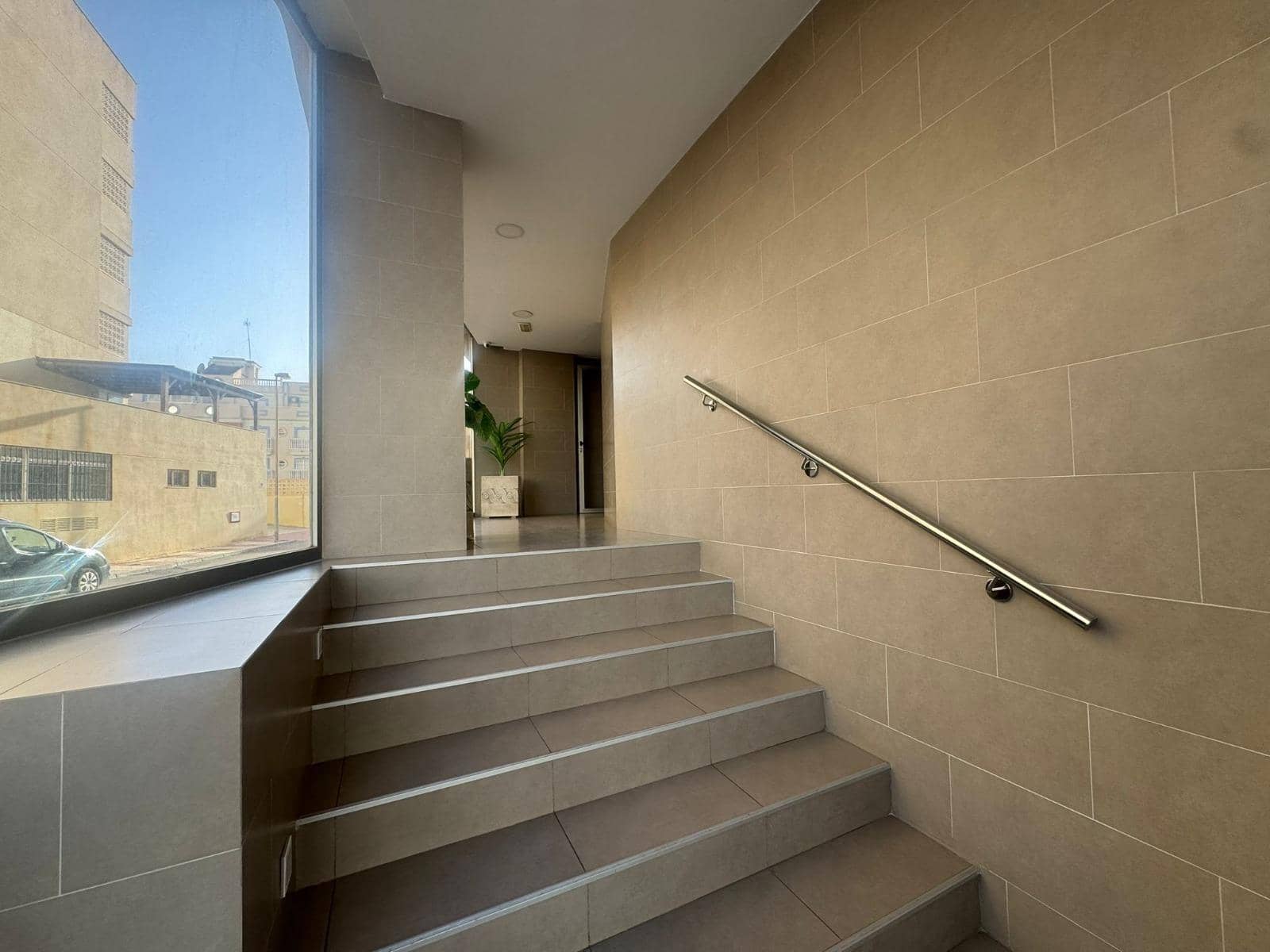 2 bedroom Flat for sale in Roquetas de Mar with pool garage - € 159,000 (Ref: 9591414)