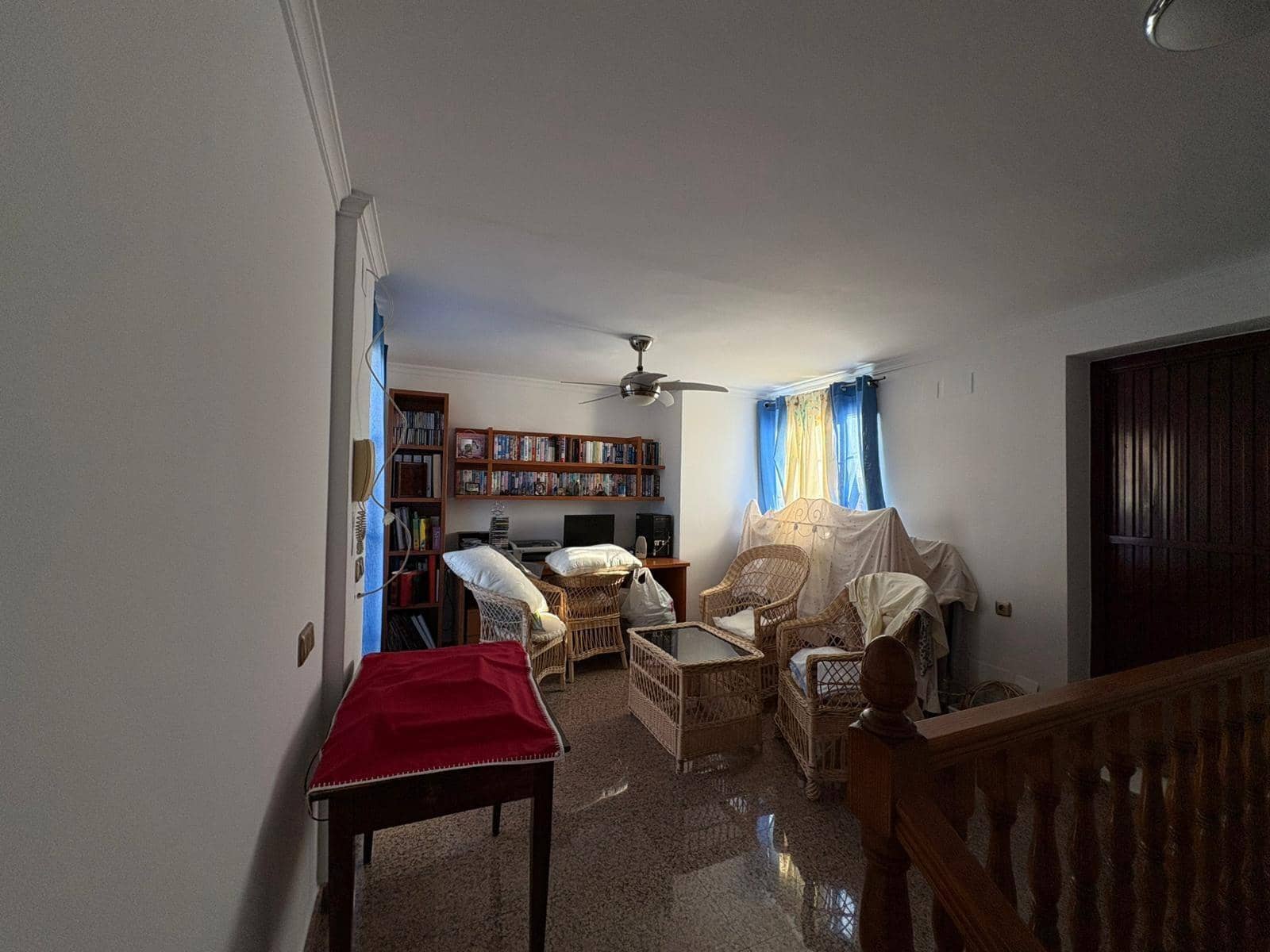 4 slaapkamer Rijtjeshuis te koop in Roquetas de Mar met garage - € 280.000 (Ref: 9625811)