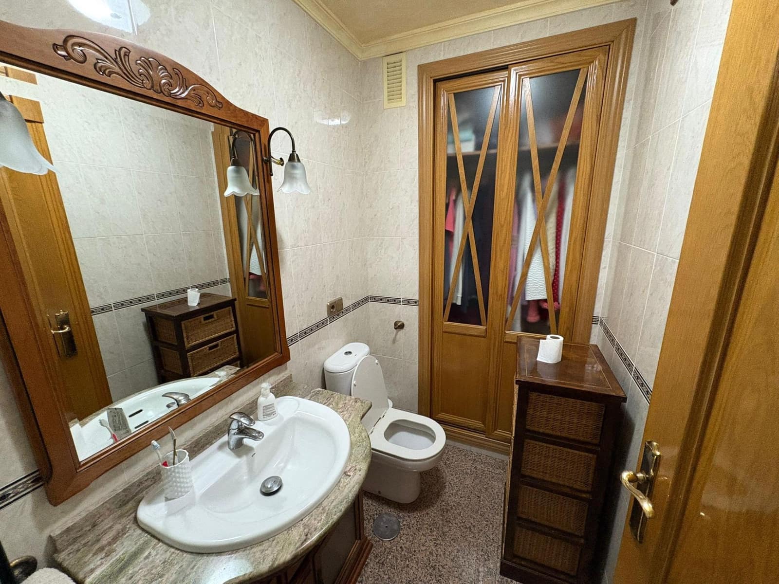 4 slaapkamer Rijtjeshuis te koop in Roquetas de Mar met garage - € 280.000 (Ref: 9625811)