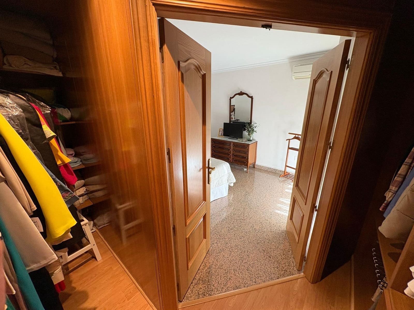 4 slaapkamer Rijtjeshuis te koop in Roquetas de Mar met garage - € 280.000 (Ref: 9625811)