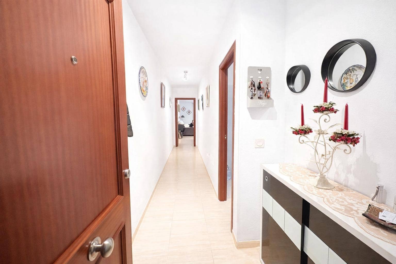 3 Zimmer Wohnung zu verkaufen in Roquetas de Mar mit Garage - 199.900 € (Ref: 9648288)