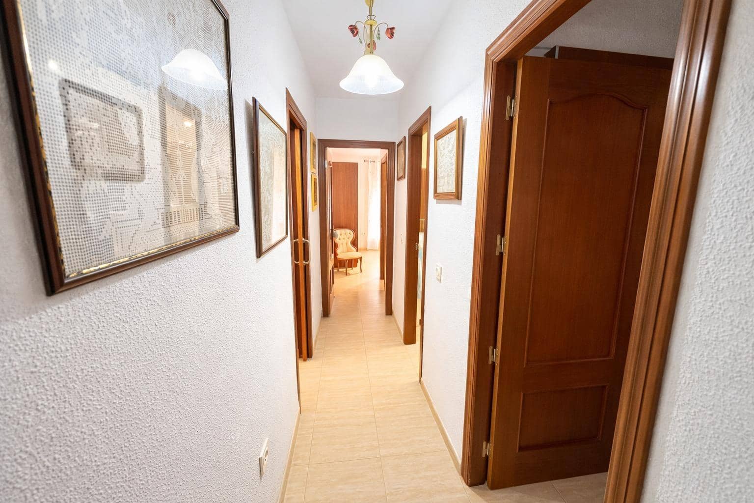 3 Zimmer Wohnung zu verkaufen in Roquetas de Mar mit Garage - 199.900 € (Ref: 9648288)