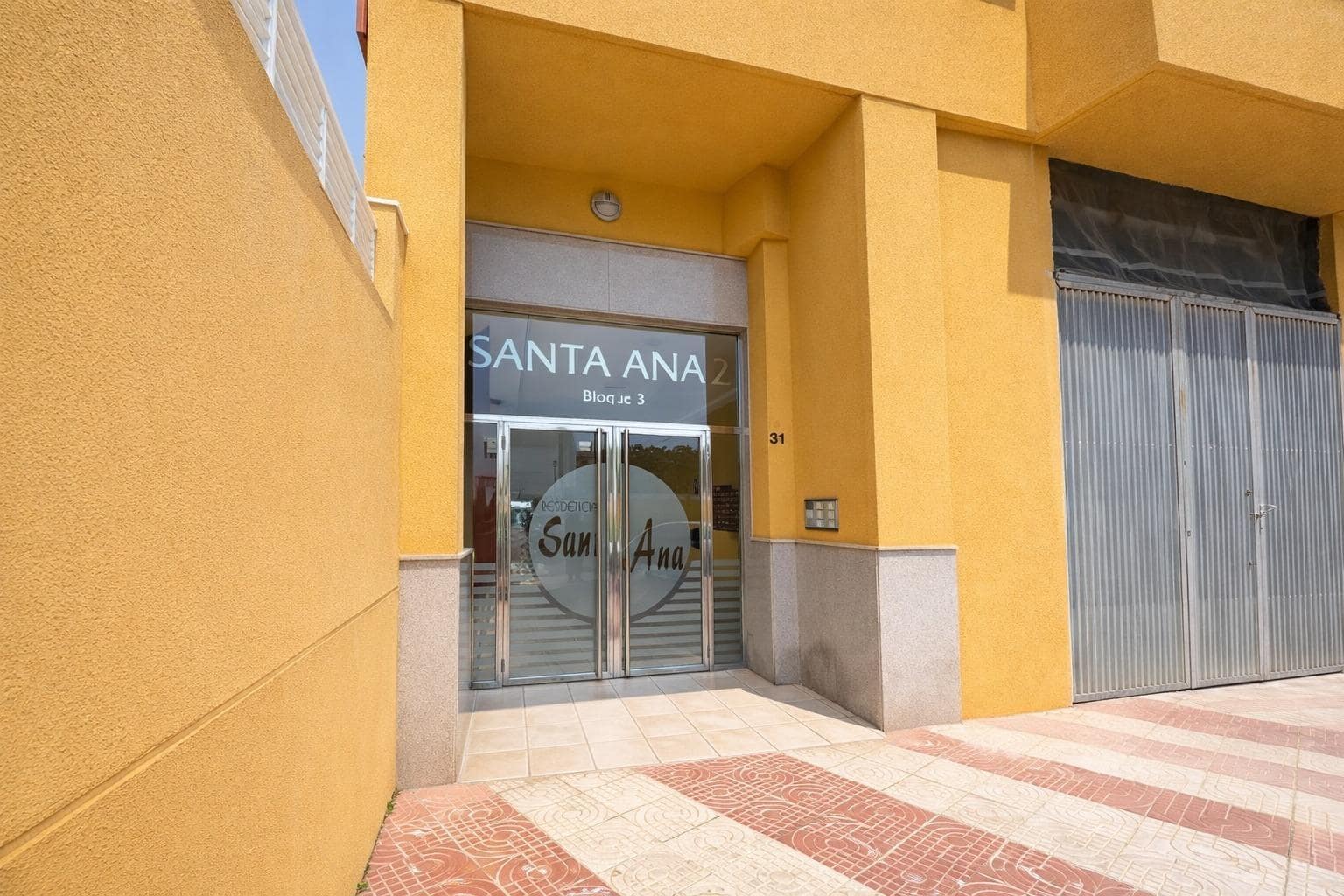 3 Zimmer Wohnung zu verkaufen in Roquetas de Mar mit Garage - 199.900 € (Ref: 9648288)