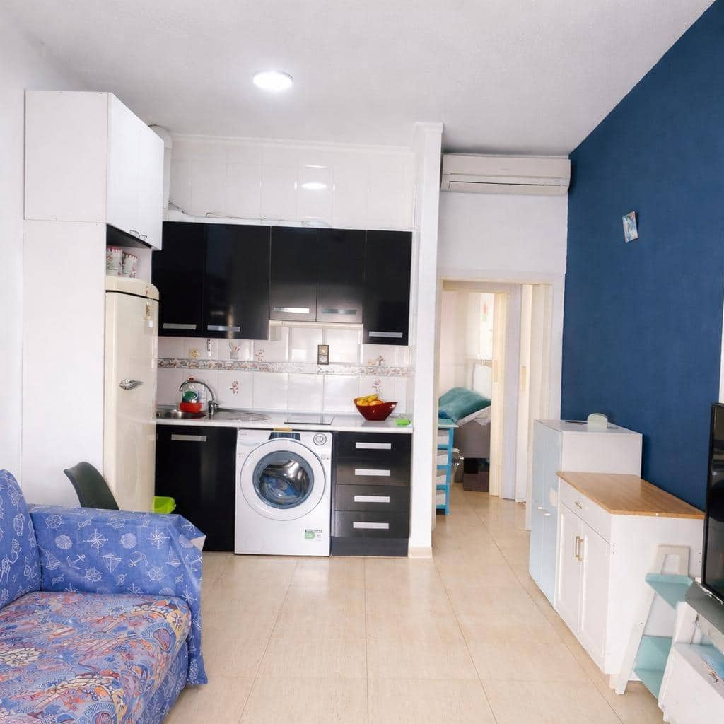 1 slaapkamer Flat te koop in Roquetas de Mar - € 89.999 (Ref: 9715024)