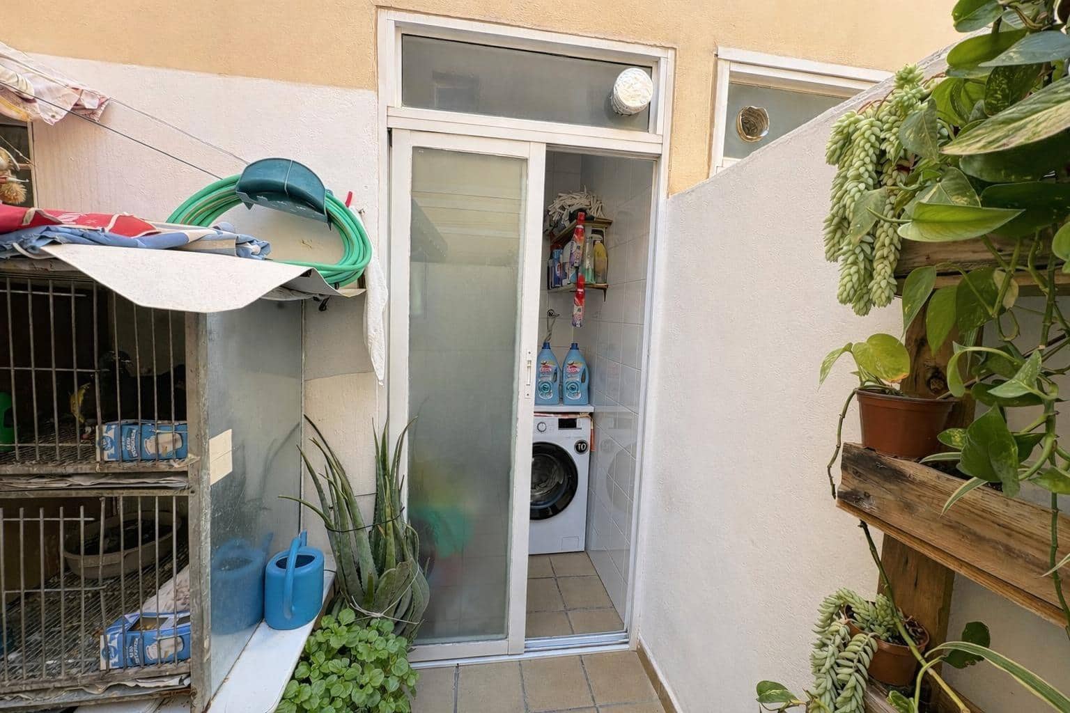 4 bedroom Apartment for sale in Roquetas de Mar with garage - € 250,000 (Ref: 9726758)