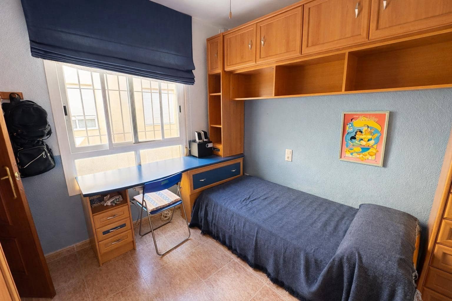 4 bedroom Apartment for sale in Roquetas de Mar with garage - € 250,000 (Ref: 9726758)