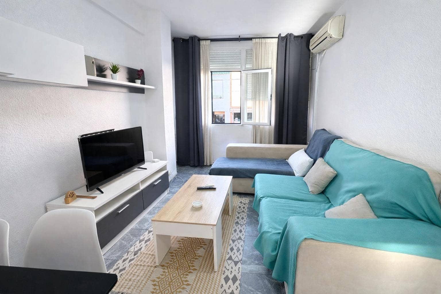 2 bedroom Flat for sale in Aguadulce (Almeria) - € 149,000 (Ref: 9735677)