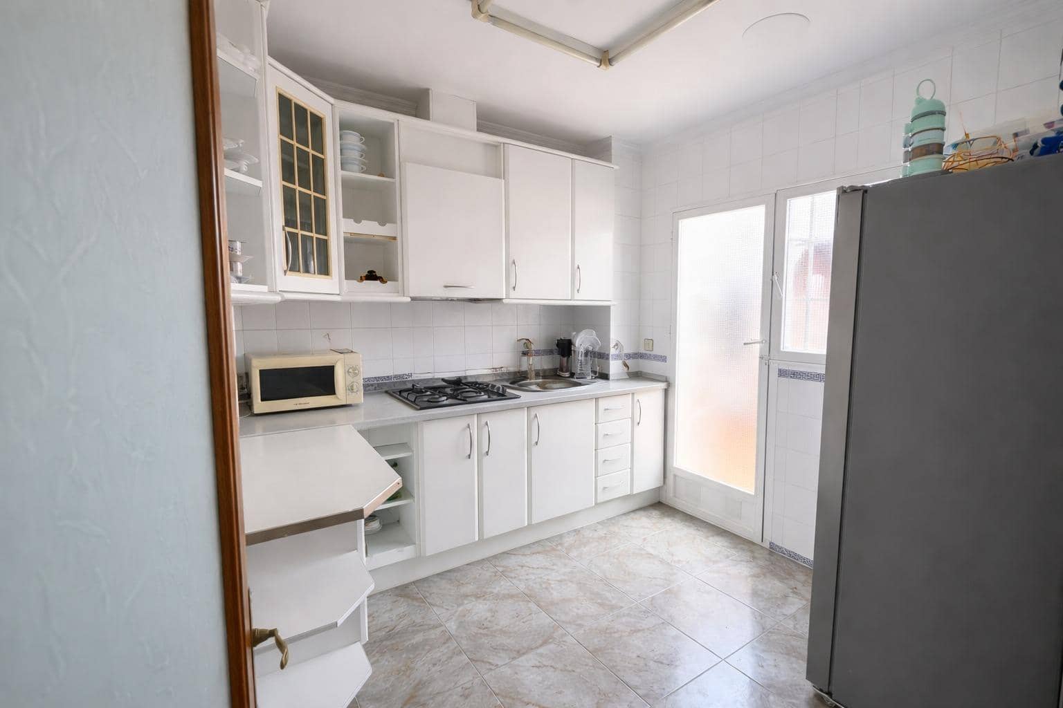 6 bedroom Apartment for sale in Roquetas de Mar - € 250,000 (Ref: 9735678)