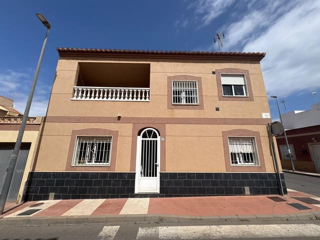 6 slaapkamer Appartement te koop in Roquetas de Mar - € 250.000 (Ref: 9735678)