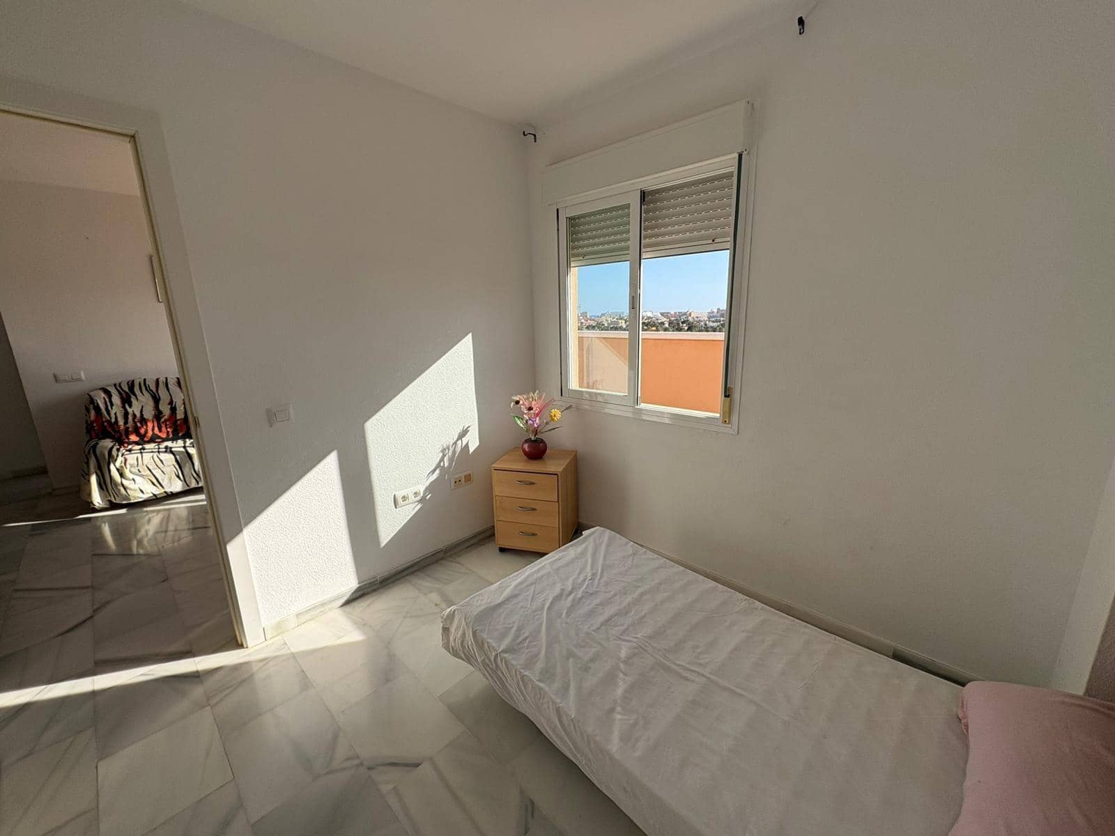 Ático de 3 habitaciones en Roquetas de Mar en venta con garaje - 165.000 € (Ref: 9738930)