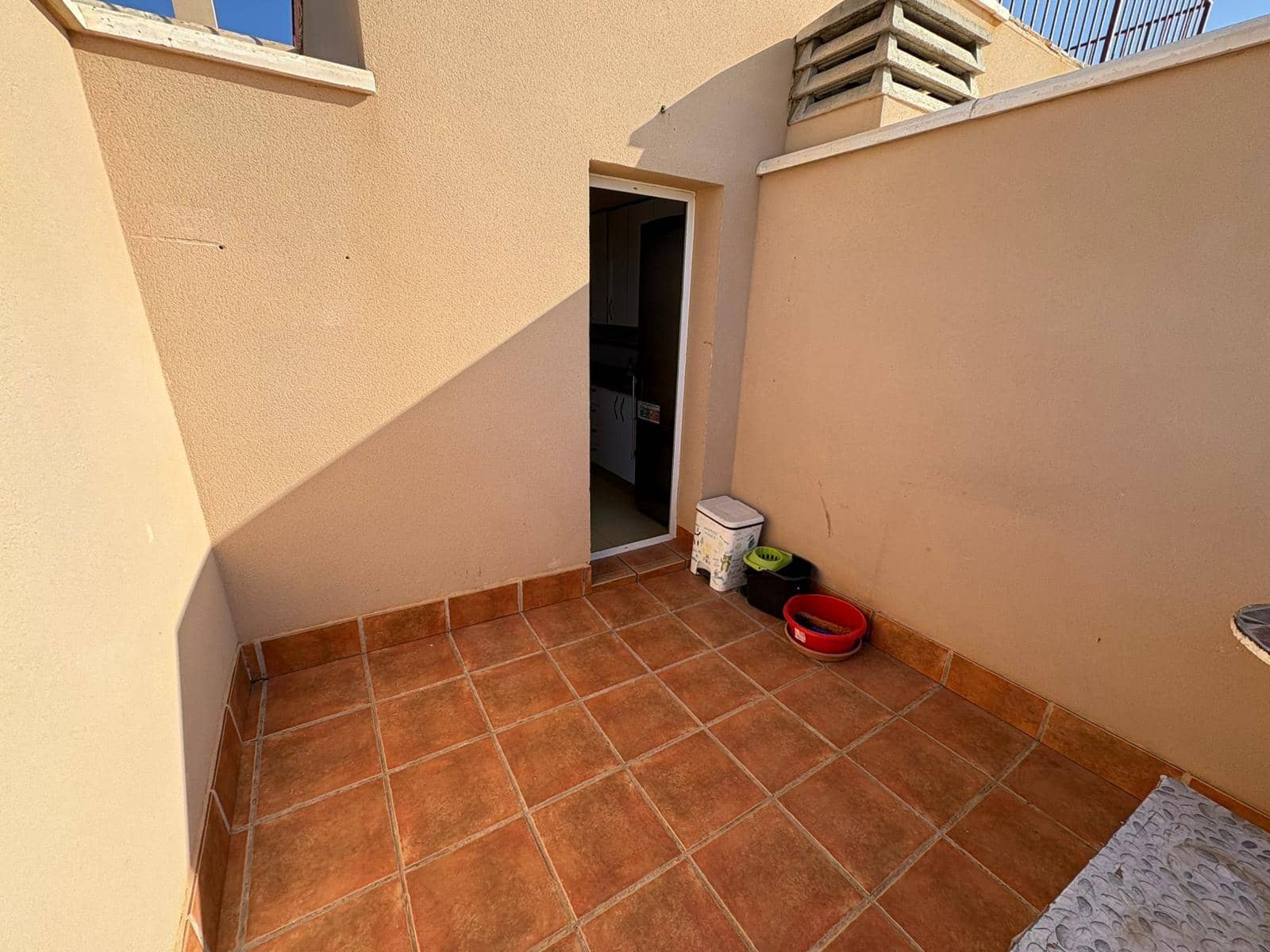 Ático de 3 habitaciones en Roquetas de Mar en venta con garaje - 165.000 € (Ref: 9738930)