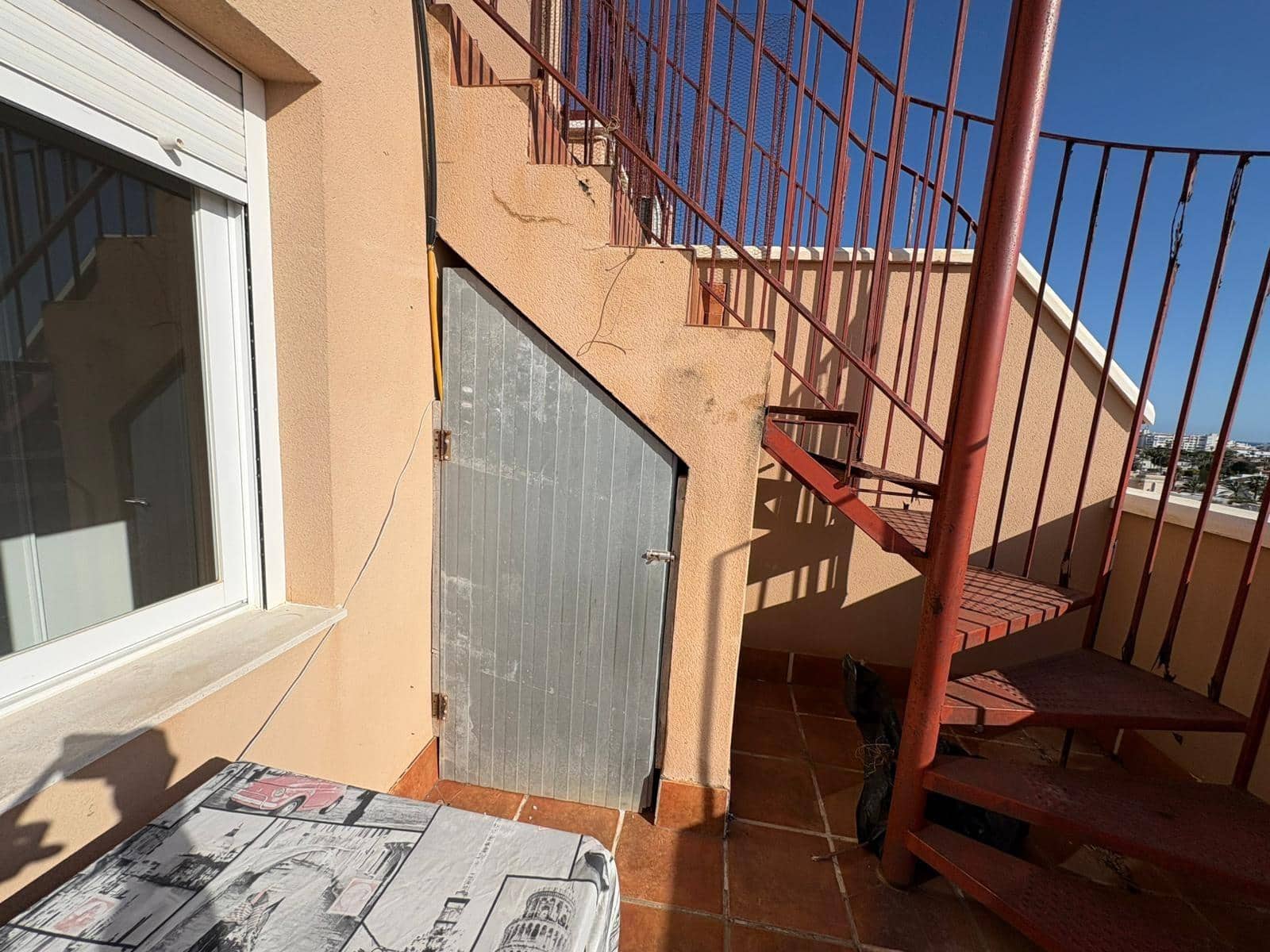 Ático de 3 habitaciones en Roquetas de Mar en venta con garaje - 165.000 € (Ref: 9738930)