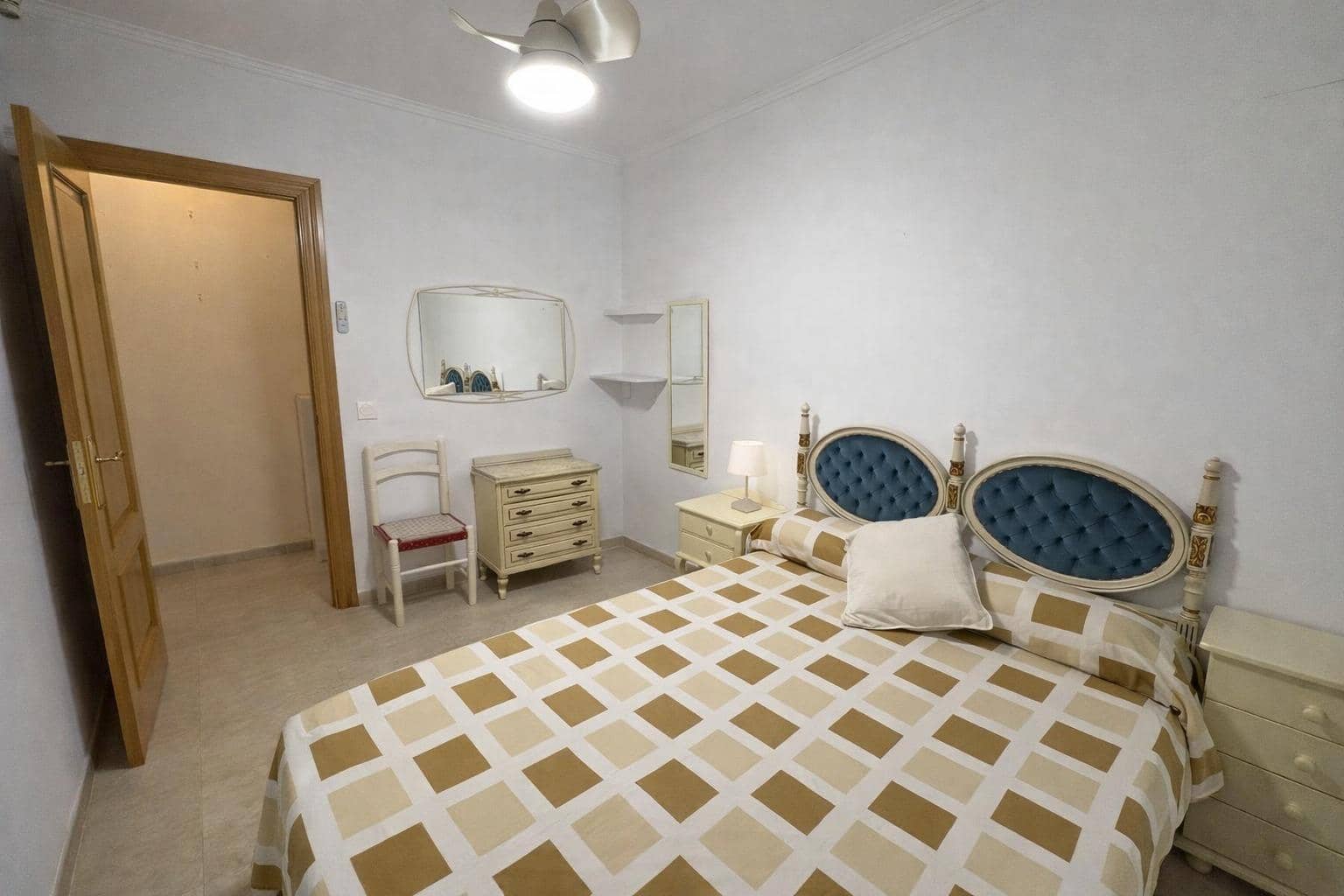 2 soverom Leilighet til salgs i Roquetas de Mar med garasje - € 169 900 (Ref: 9738931)