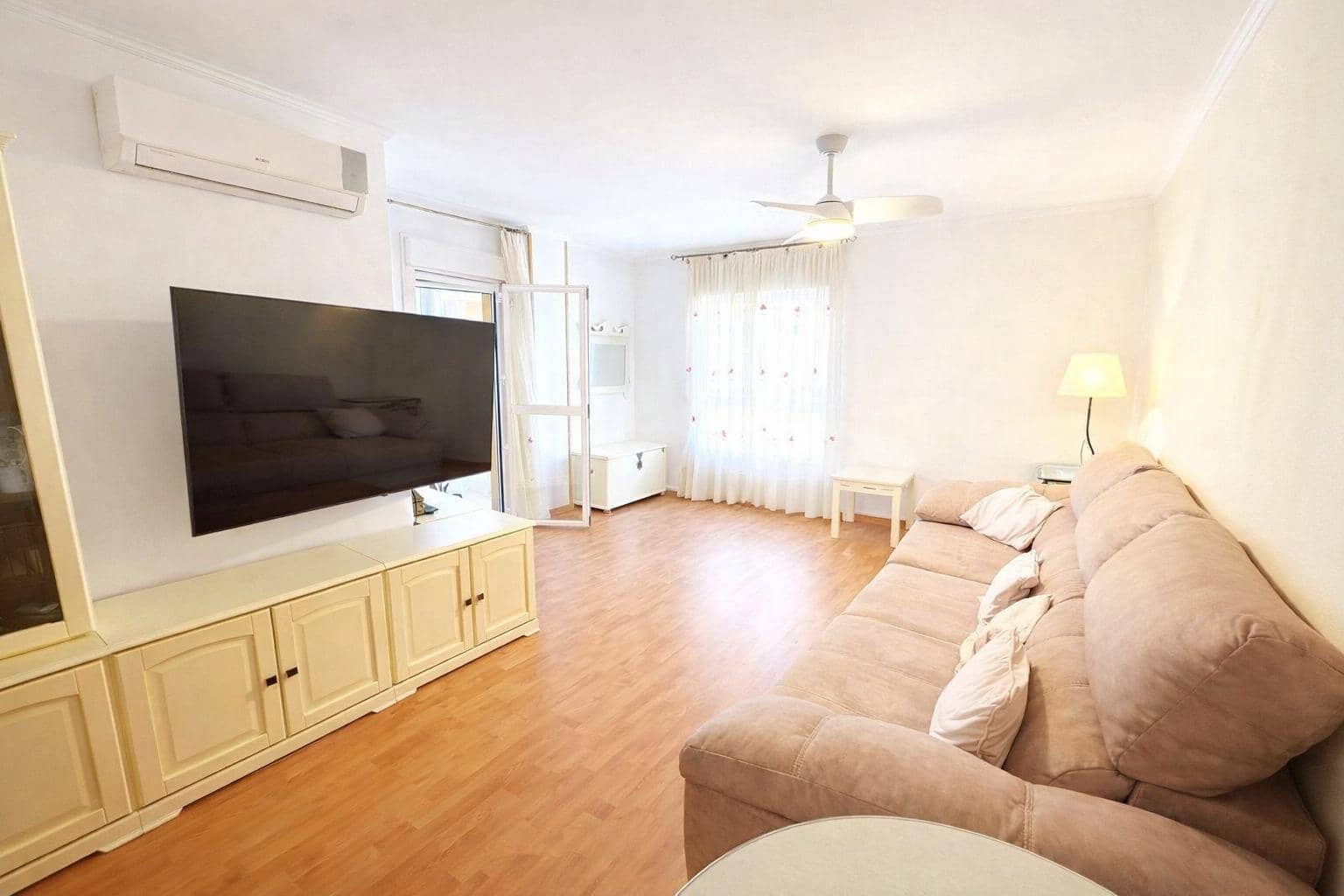 2 soverom Leilighet til salgs i Roquetas de Mar med garasje - € 169 900 (Ref: 9738931)