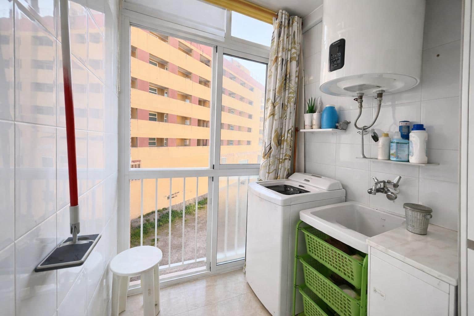 2 soverom Leilighet til salgs i Roquetas de Mar med garasje - € 169 900 (Ref: 9738931)