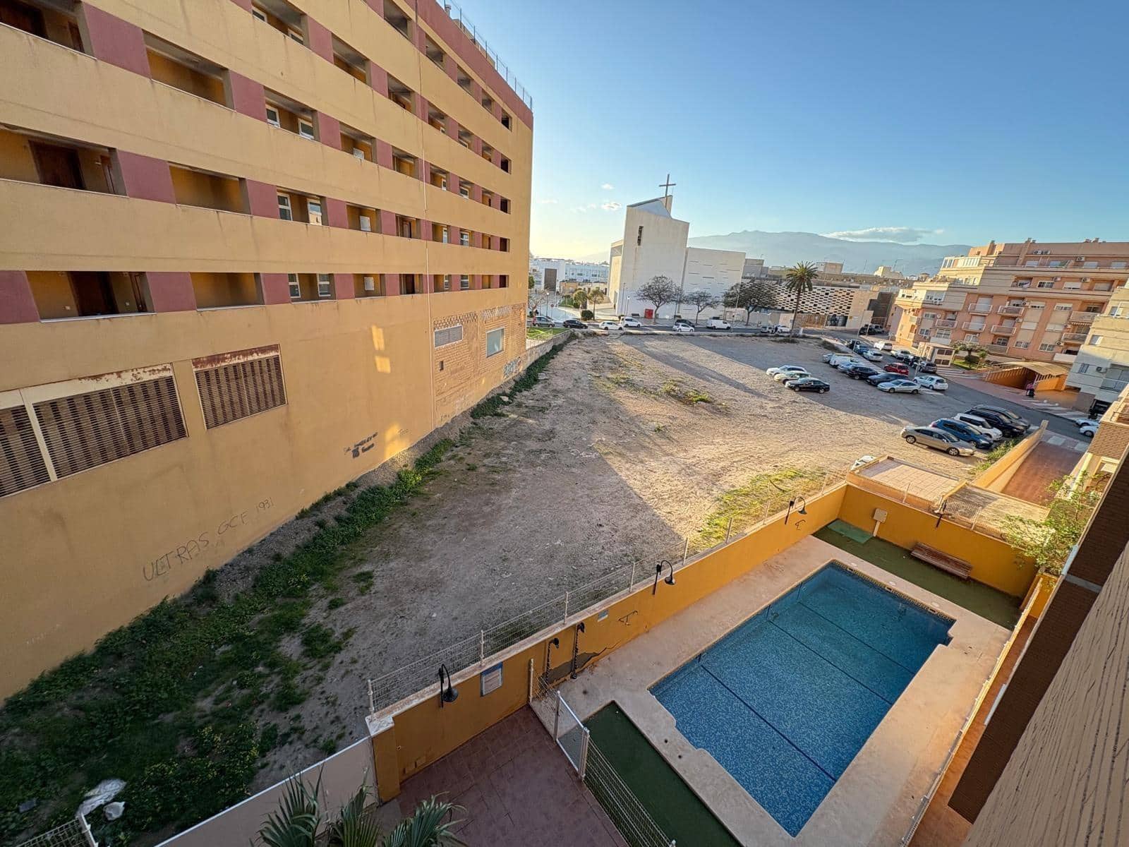 2 soverom Leilighet til salgs i Roquetas de Mar med garasje - € 169 900 (Ref: 9738931)