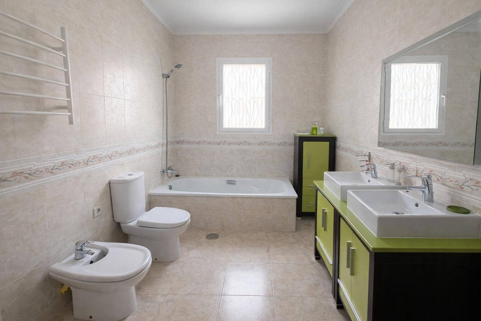 4 soverom Rekkehus til salgs i Roquetas de Mar med garasje - € 210 000 (Ref: 9752146)