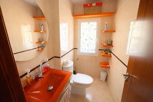 4 soverom Rekkehus til salgs i Roquetas de Mar med garasje - € 210 000 (Ref: 9752146)