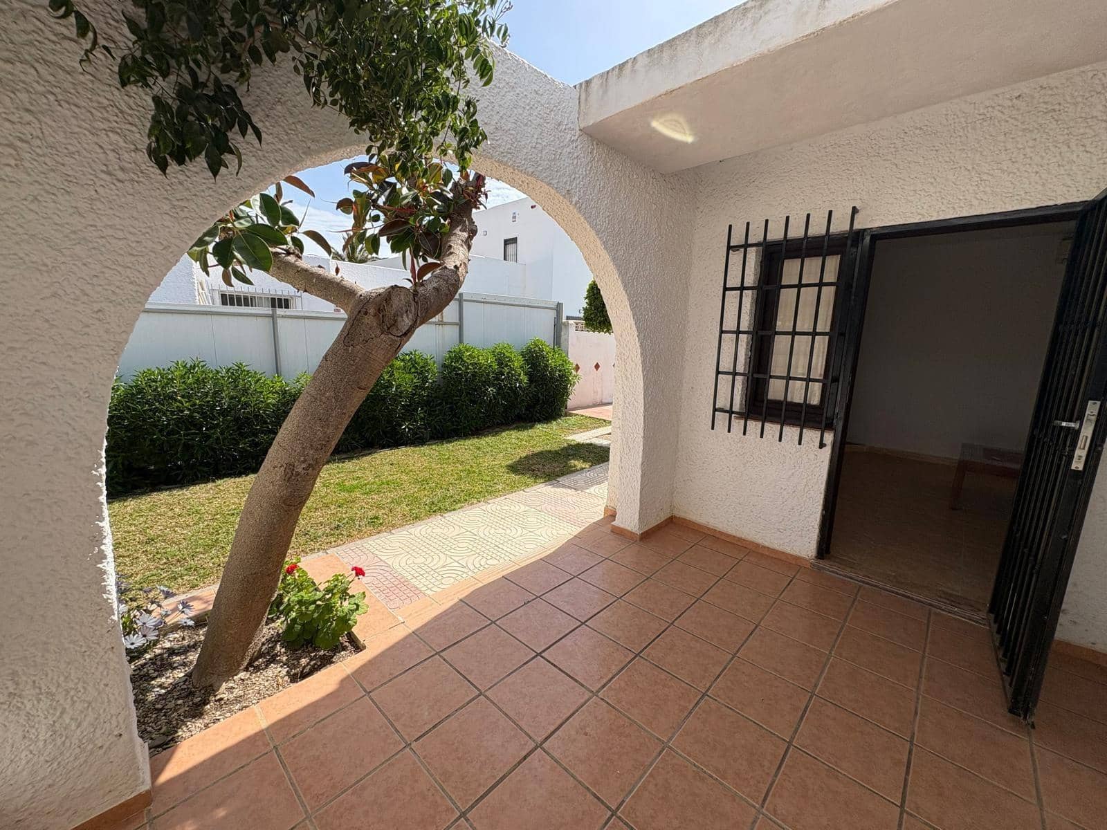 7 camera da letto Villa in vendita in Roquetas de Mar con piscina garage - 500.000 € (Rif: 9755826)