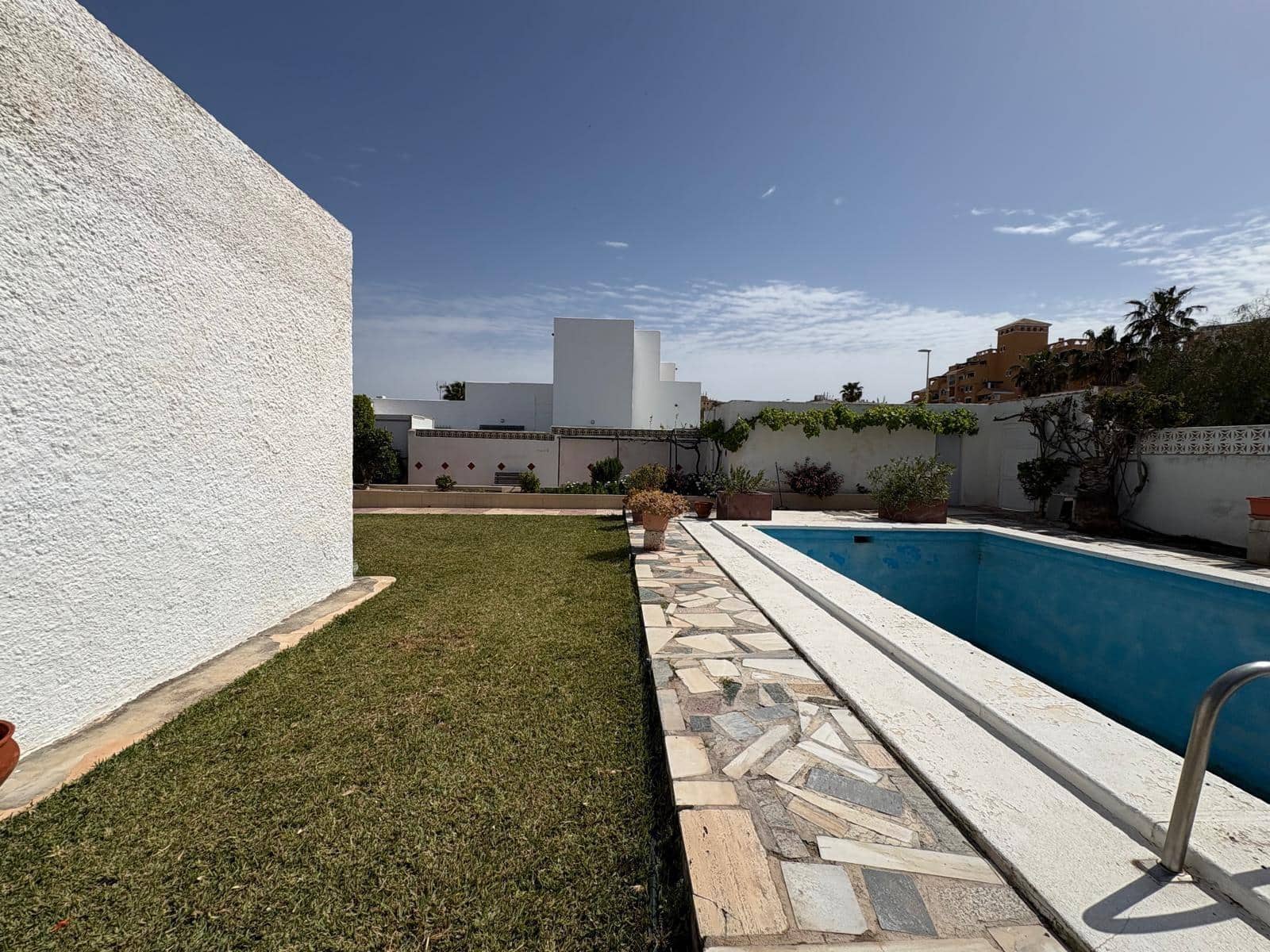 7 camera da letto Villa in vendita in Roquetas de Mar con piscina garage - 500.000 € (Rif: 9755826)