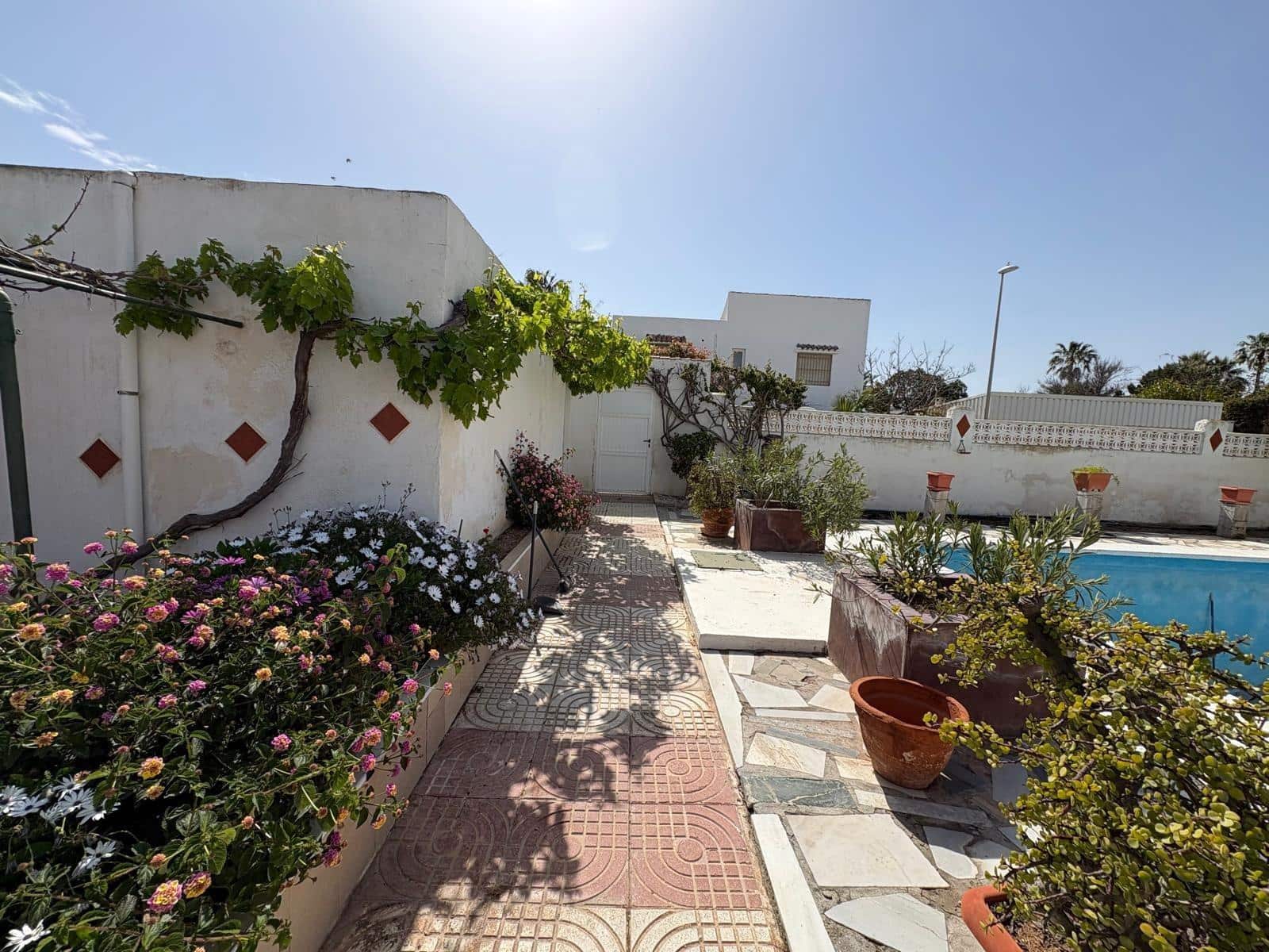 7 camera da letto Villa in vendita in Roquetas de Mar con piscina garage - 500.000 € (Rif: 9755826)