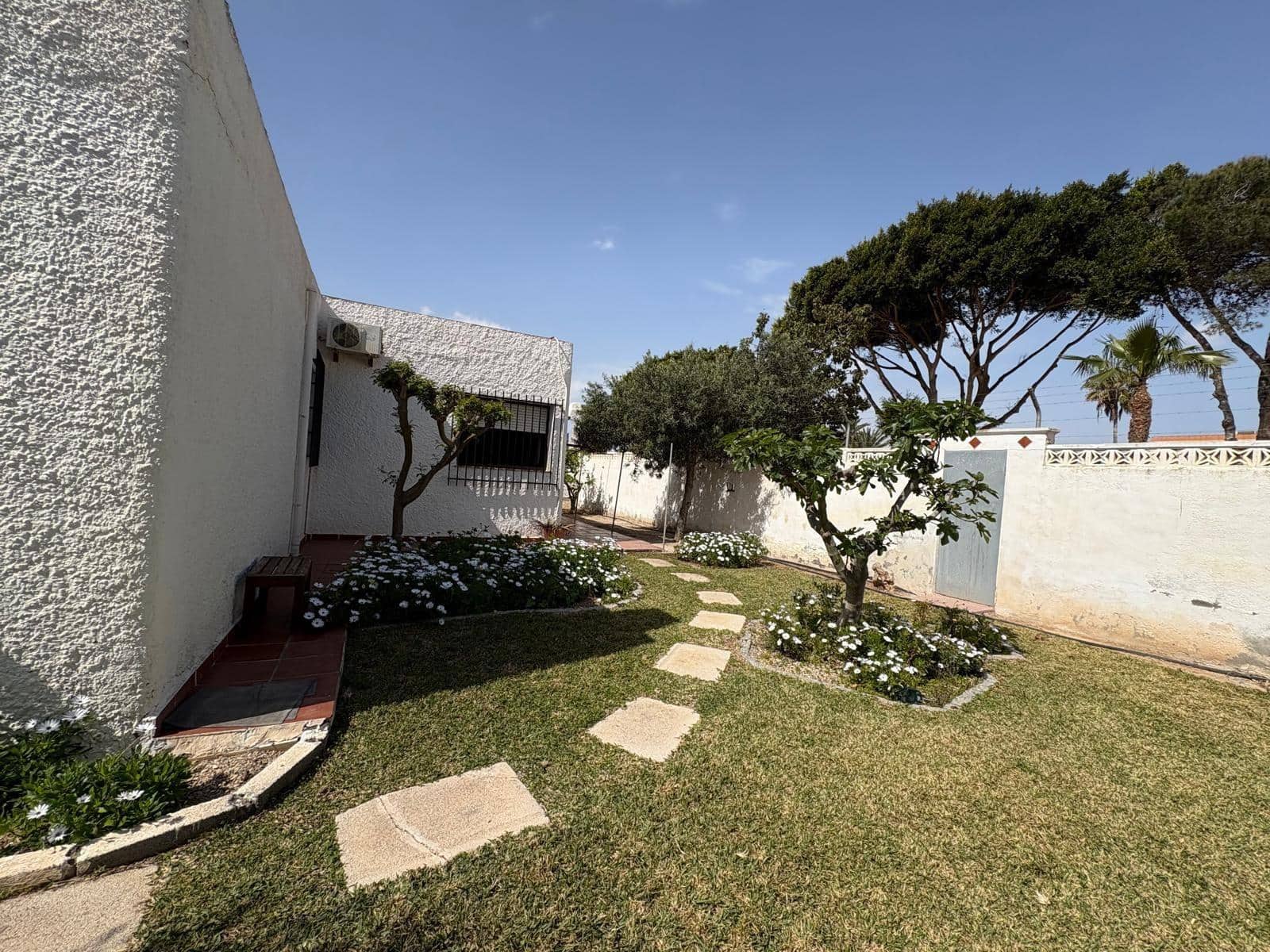 7 camera da letto Villa in vendita in Roquetas de Mar con piscina garage - 500.000 € (Rif: 9755826)