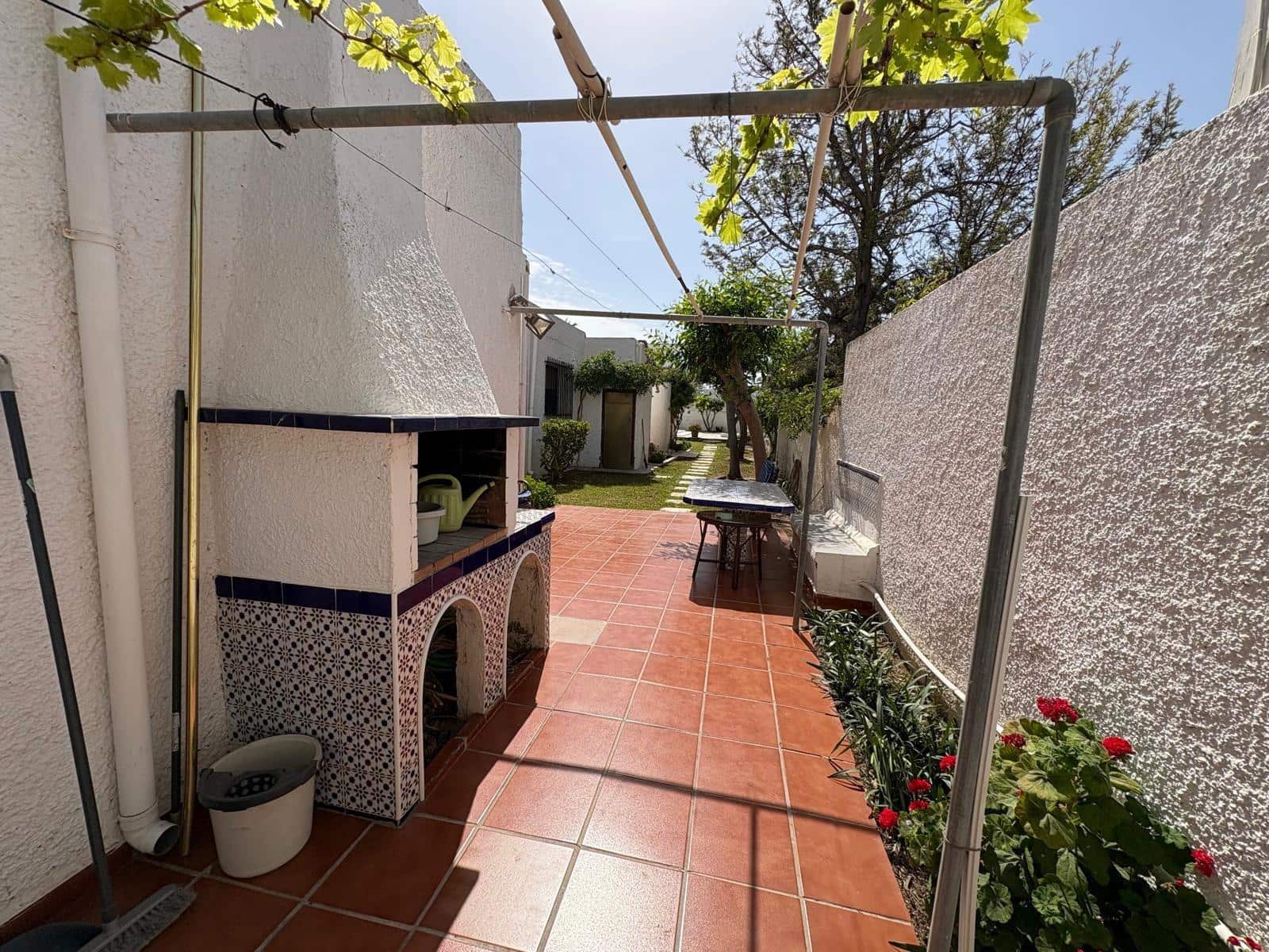 7 camera da letto Villa in vendita in Roquetas de Mar con piscina garage - 500.000 € (Rif: 9755826)