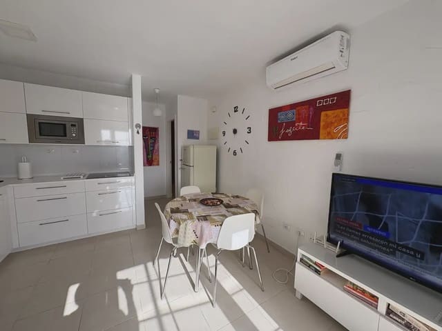 1 bedroom Flat for sale in Antigua with pool - € 180,000 (Ref: 10147416)
