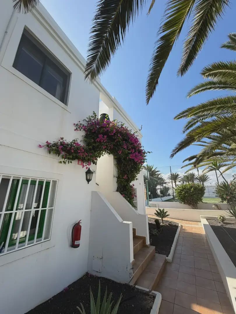 1 bedroom Apartment for sale in La Oliva with pool - € 189,000 (Ref: 10165509)