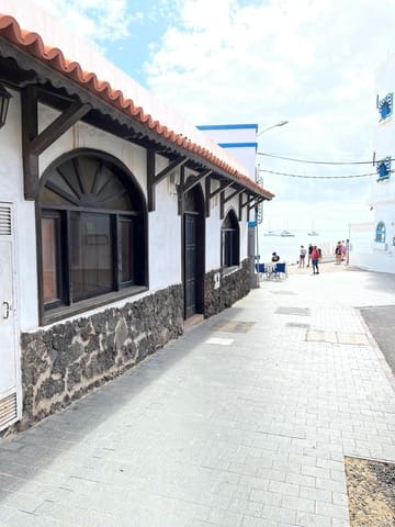 Kommersiell til salgs i Corralejo, La Oliva - € 900 000 (Ref: 6771605)