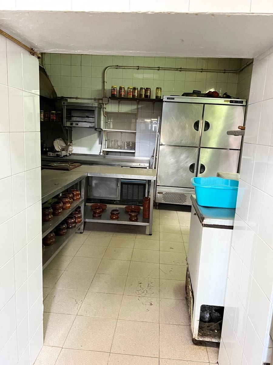 Kommersiell til salgs i Corralejo - € 900 000 (Ref: 6771605)