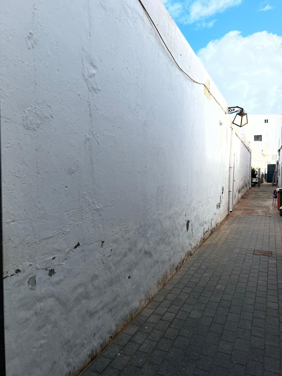 Kommersiell til salgs i Corralejo - € 900 000 (Ref: 6771605)