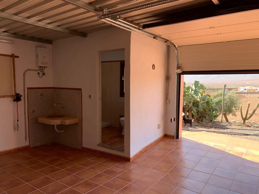 3 soverom Finca/Herregård til salgs i Puerto del Rosario med garasje - € 595 000 (Ref: 7581961)