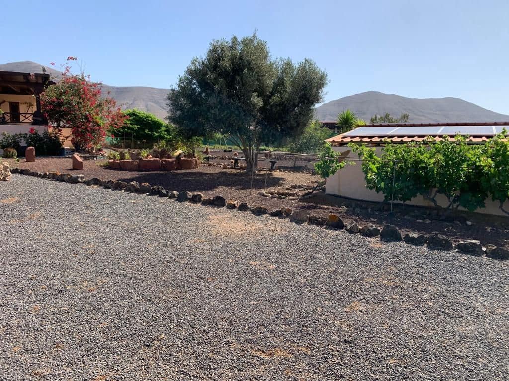 3 soverom Finca/Herregård til salgs i Puerto del Rosario med garasje - € 595 000 (Ref: 7581961)