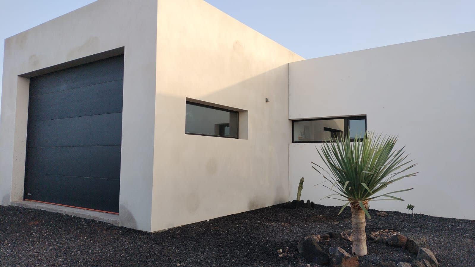 3 quarto Moradia para venda em La Oliva com piscina - 850 000 € (Ref: 8338116)