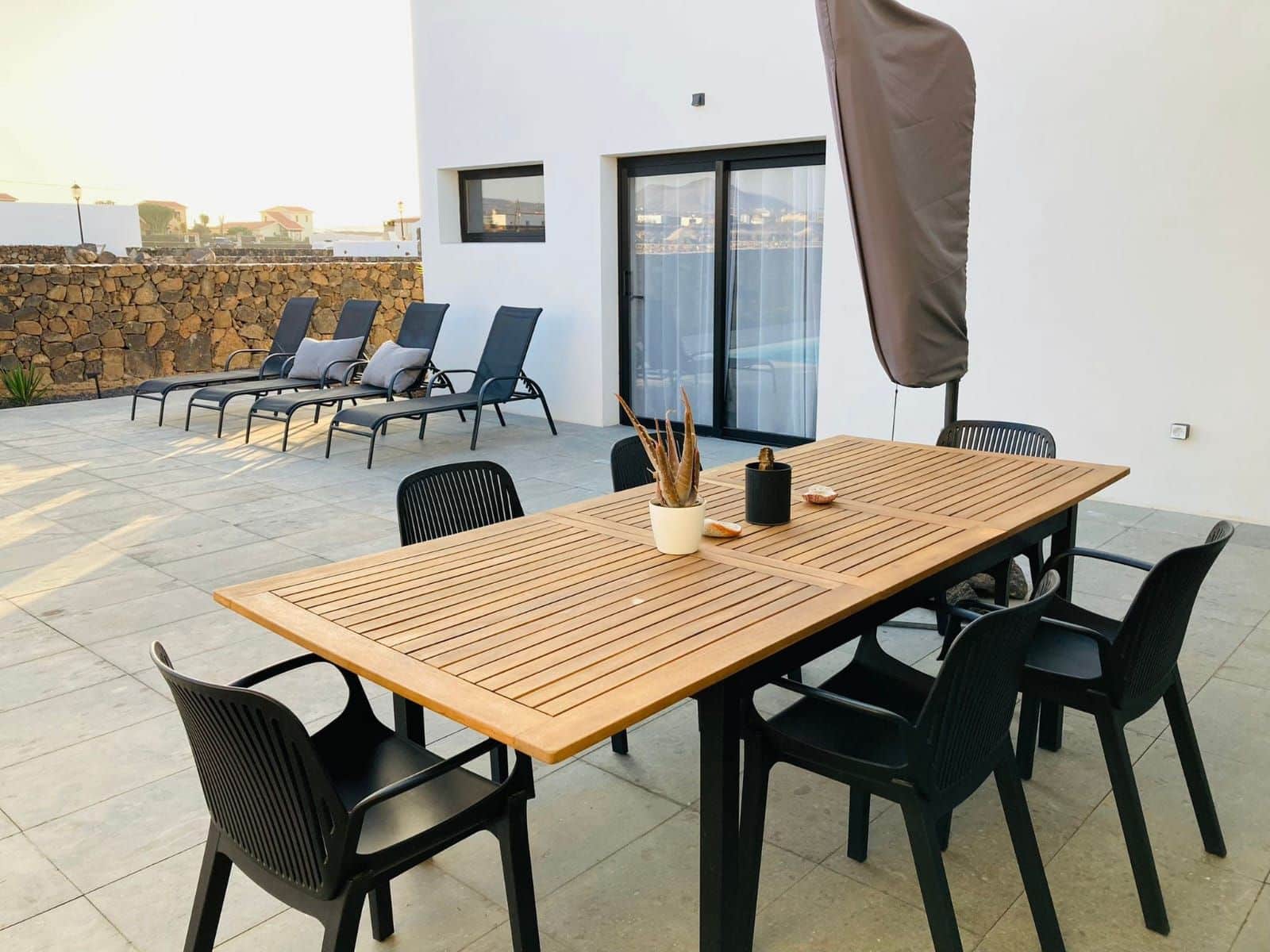 3 quarto Moradia para venda em La Oliva com piscina - 850 000 € (Ref: 8338116)