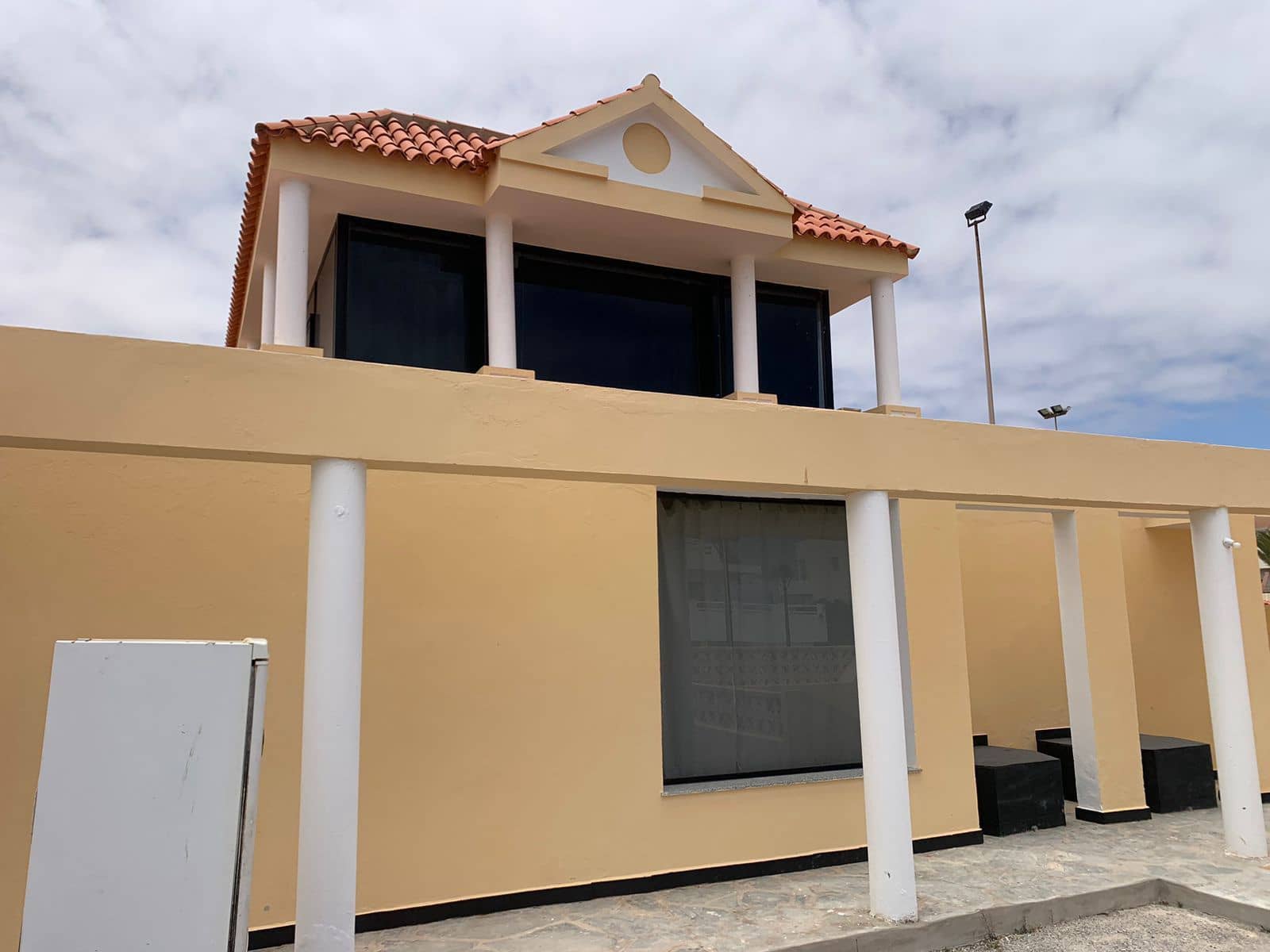 5 soveværelse Villa til salg i Corralejo med swimmingpool garage - € 1.780.000 (Ref: 8370328)