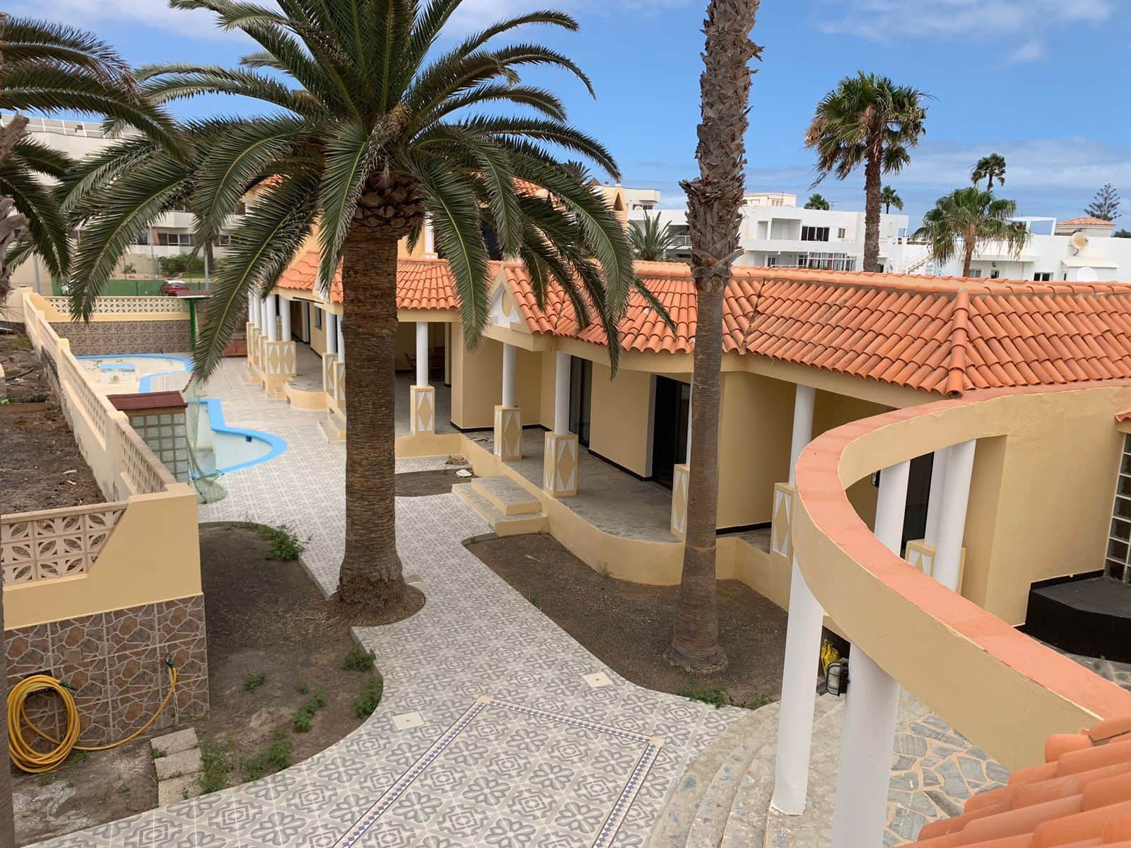 5 soveværelse Villa til salg i Corralejo med swimmingpool garage - € 1.780.000 (Ref: 8370328)