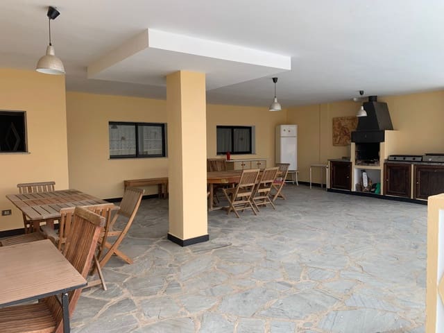 5 soveværelse Villa til salg i Corralejo, La Oliva med swimmingpool garage - € 1.780.000 (Ref: 8370328)