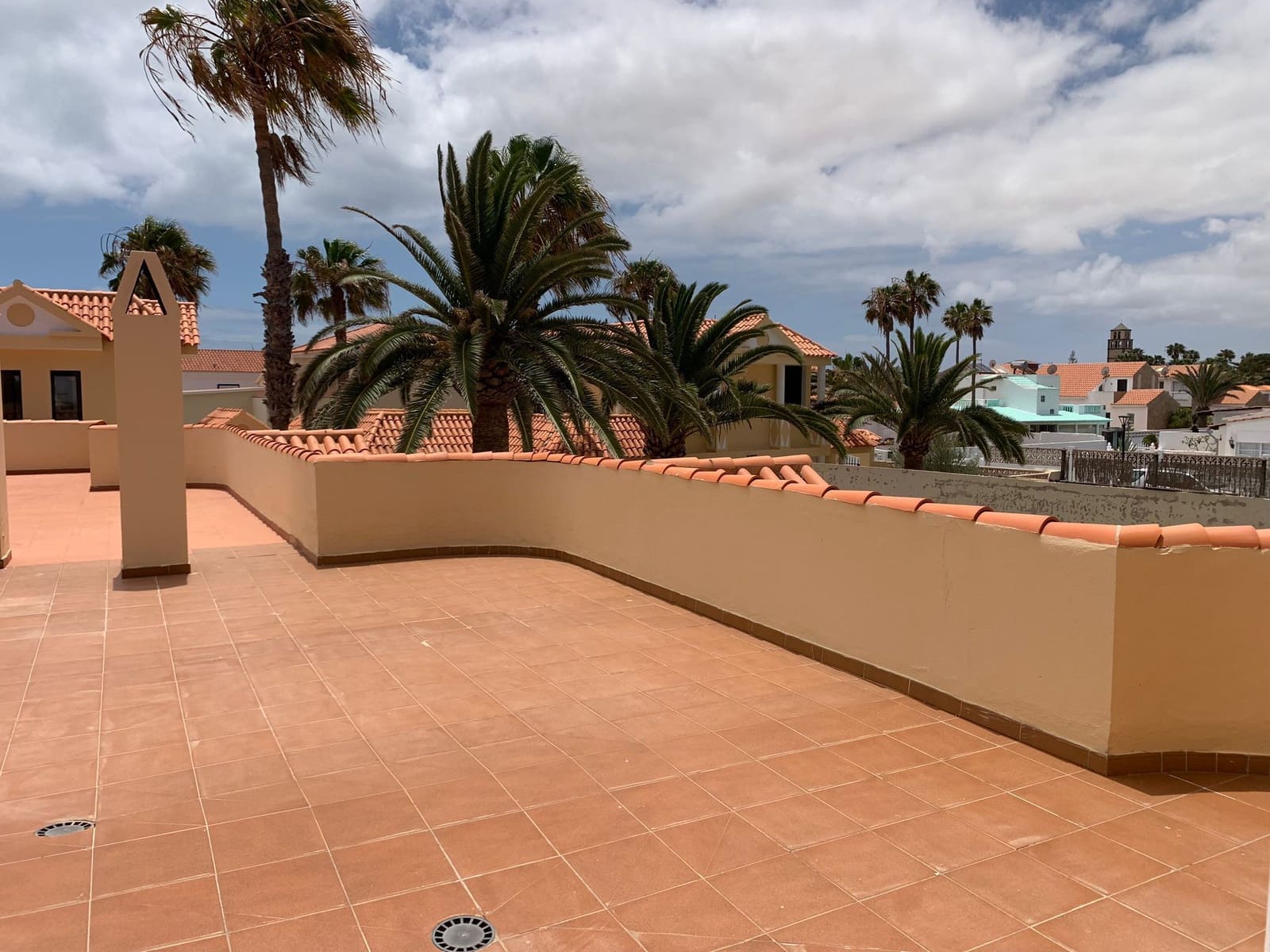 5 soveværelse Villa til salg i Corralejo med swimmingpool garage - € 1.780.000 (Ref: 8370328)