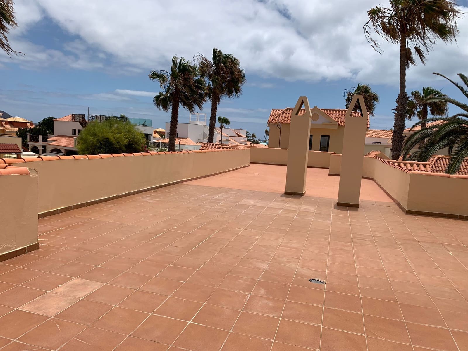5 soveværelse Villa til salg i Corralejo med swimmingpool garage - € 1.780.000 (Ref: 8370328)