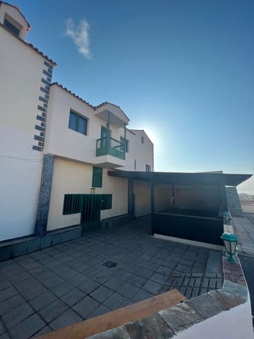 Restaurant/Bar til salg i Triquivijate, Antigua - € 540.000 (Ref: 8372520)