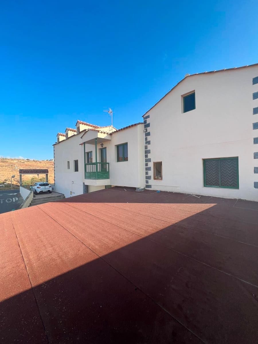 Restaurant/Bar til salg i Triquivijate - € 540.000 (Ref: 8372520)