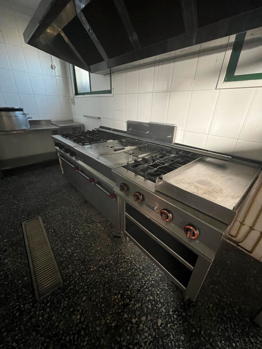 Restaurant/Bar til salg i Triquivijate - € 540.000 (Ref: 8372520)