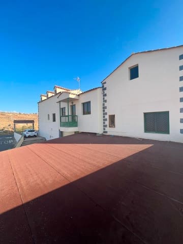 Restaurant/Bar til salg i Triquivijate, Antigua - € 540.000 (Ref: 8372520)