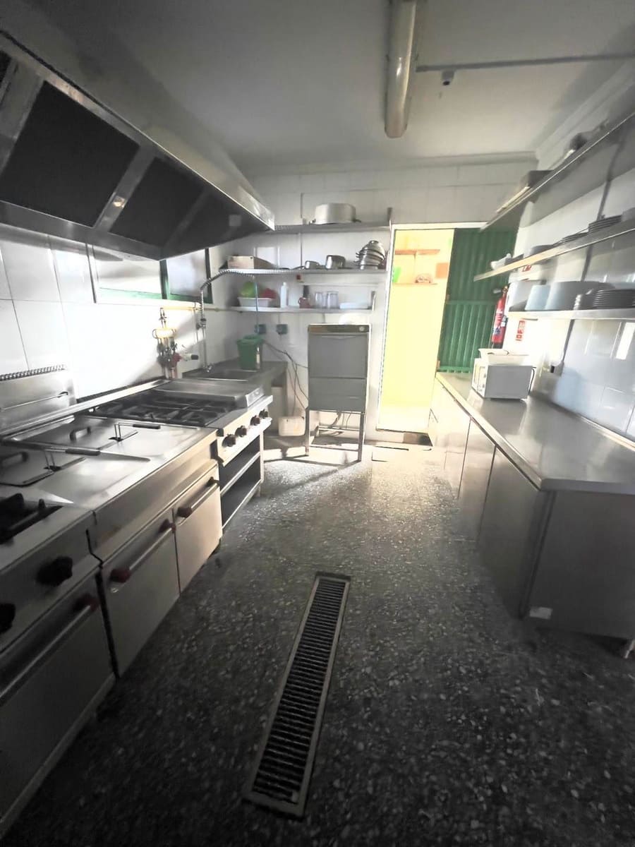 Restaurant/Bar til salg i Triquivijate - € 540.000 (Ref: 8372520)