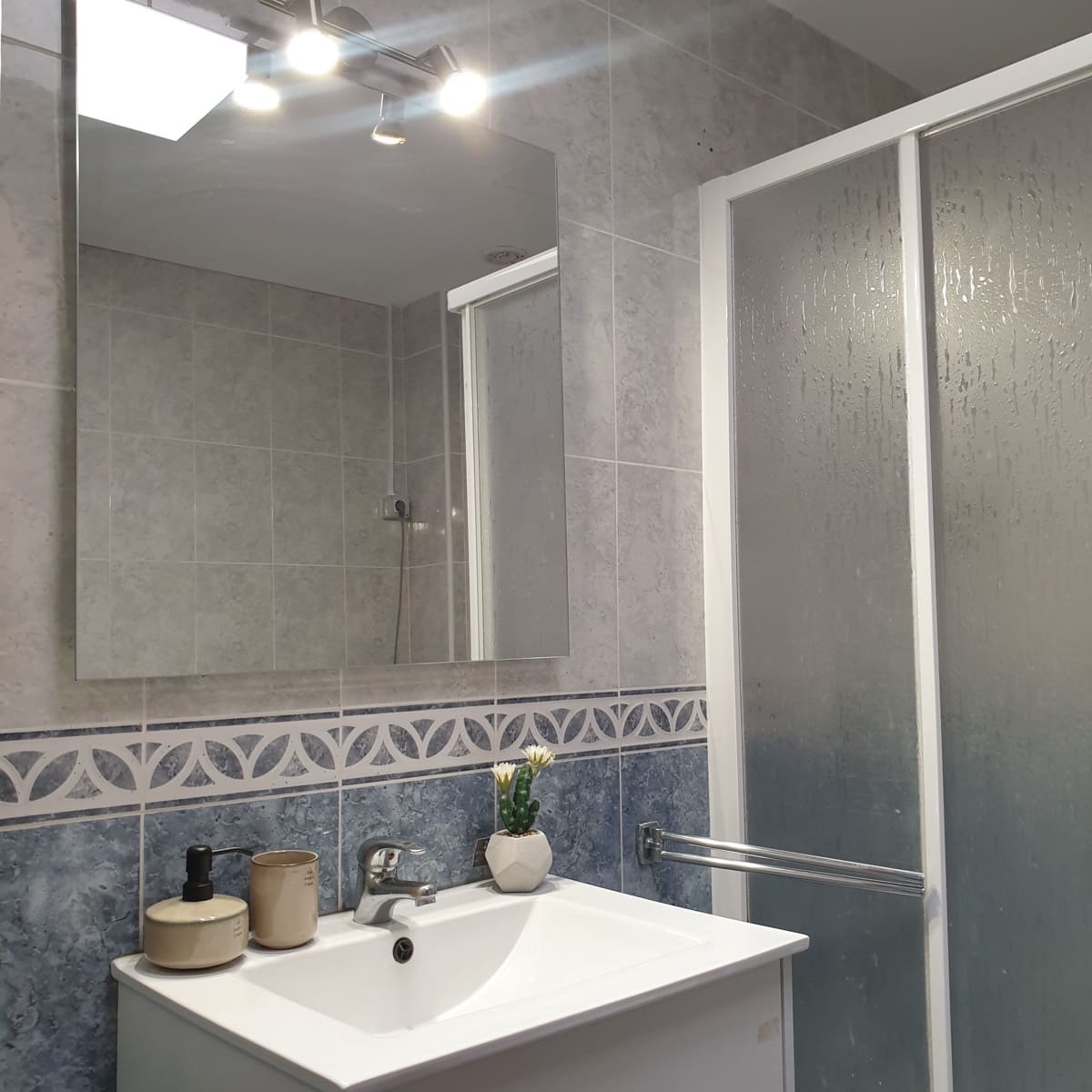 2 chambre Villa/Maison Mitoyenne à vendre à Corralejo avec piscine - 289 000 € (Ref: 8387479)