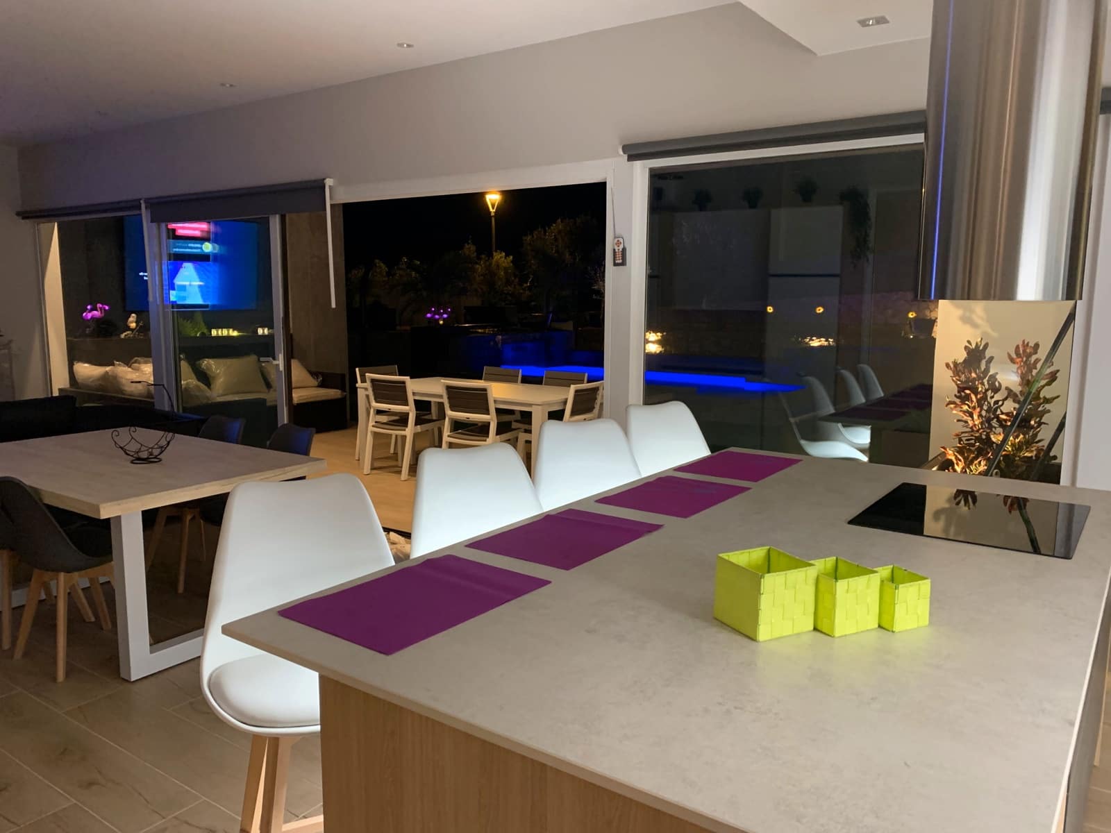 3 soveværelse Villa til salg i Triquivijate med swimmingpool - € 898.000 (Ref: 8459136)