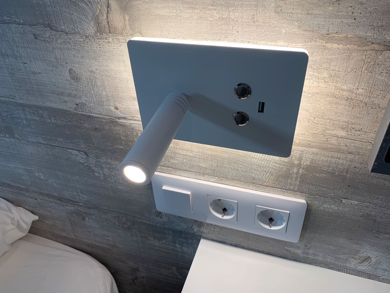 3 soveværelse Villa til salg i Triquivijate med swimmingpool - € 898.000 (Ref: 8459136)